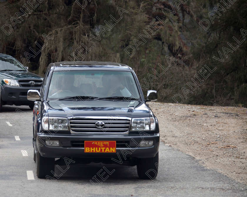 91462 Bhutan-King 
 King of Bhutan in his Toyota motorcar 
 Keywords: King of Bhutan bhutanese royal car driving private number plate, Bhutan