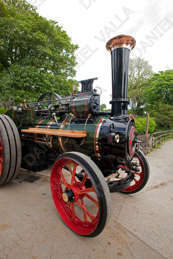 95717 Steam Tractor 
 Vintage Steam Engine tractor Pride of Freystrop 
 Keywords: steam engine vintage tractor old restored powerful