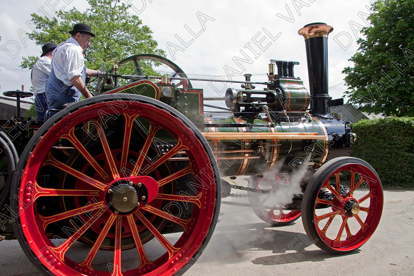 95743 Steam Tractor 
 Vintage Steam Engine tractor Pride of Freystrop 
 Keywords: steam engine vintage tractor old restored powerful