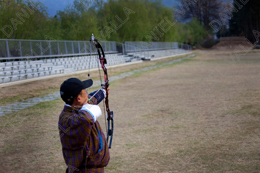 90823 Bhutan-Archery 
 Archers practising archery, 
 Keywords: bow arrow national sports target competition Bhutan