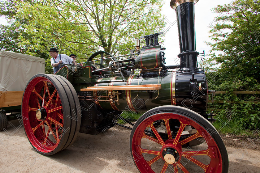 95609 Steam Tractor 
 Vintage Steam Engine tractor Pride of Freystrop 
 Keywords: steam engine vintage tractor old restored powerful