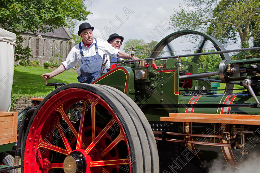 95740 Steam Tractor 
 Vintage Steam Engine tractor Pride of Freystrop 
 Keywords: steam engine vintage tractor old restored powerful