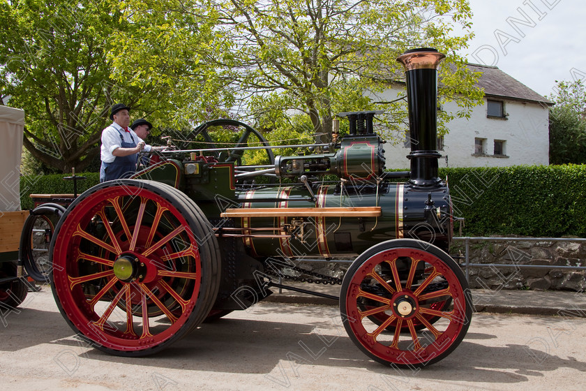 95607 Steam Tractor 
 Vintage Steam Engine tractor Pride of Freystrop 
 Keywords: steam engine vintage tractor old restored powerful