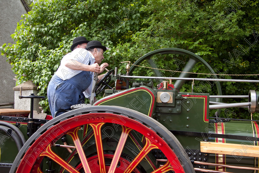 95588 Steam Tractor 
 Vintage Steam Engine tractor Pride of Freystrop 
 Keywords: steam engine vintage tractor old restored powerful